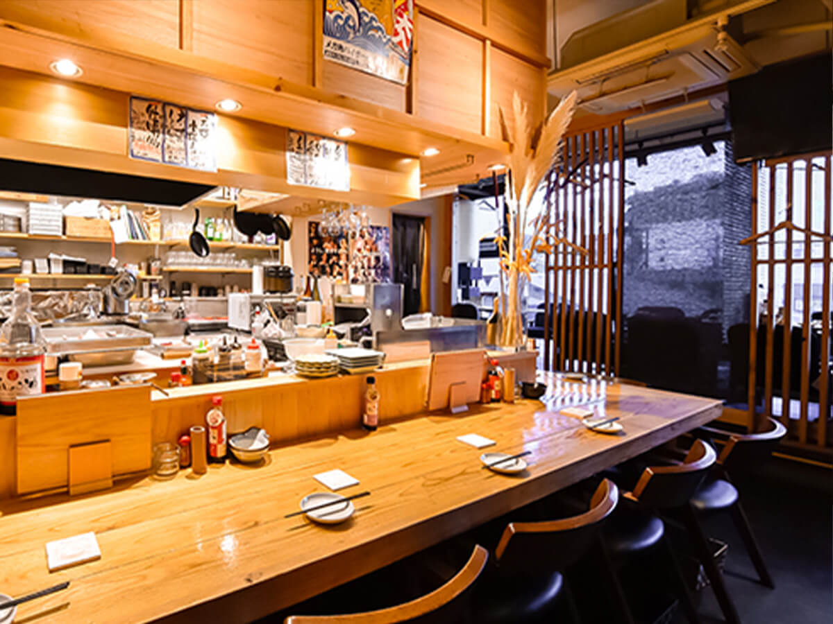 エースフードは焼き鳥居酒屋やバルを福岡中心に営業しています 洋食 鍋 魚料理 中華 ピザ ラーメンの店舗も 株式会社エースフードサービス